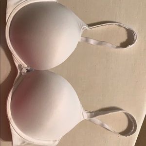 Victoria’s Secret push up bra